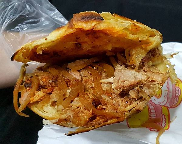 特寫肉夾饃.jpg