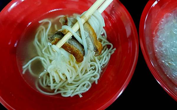 鴨肉麵特寫.jpg