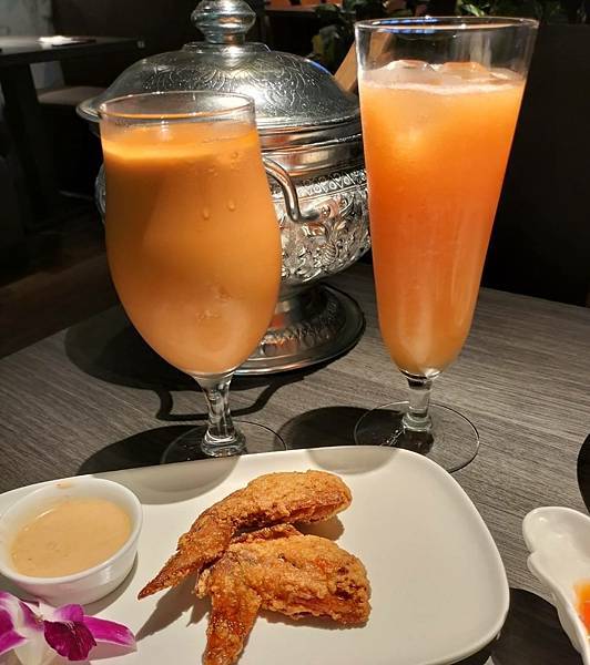 152533.jpg 152533.jpg