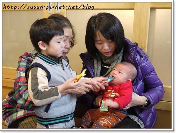 弟弟收涎20.JPG 弟弟收涎20.JPG
