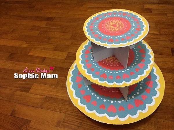跪婦媽diy分享 廢物利用紙箱製作party蛋糕塔台 跪婦媽 媽咪拜mamibuy 跪婦媽diy分享 廢物利用紙箱製作party蛋糕塔台 跪婦媽 媽咪拜mamibuy