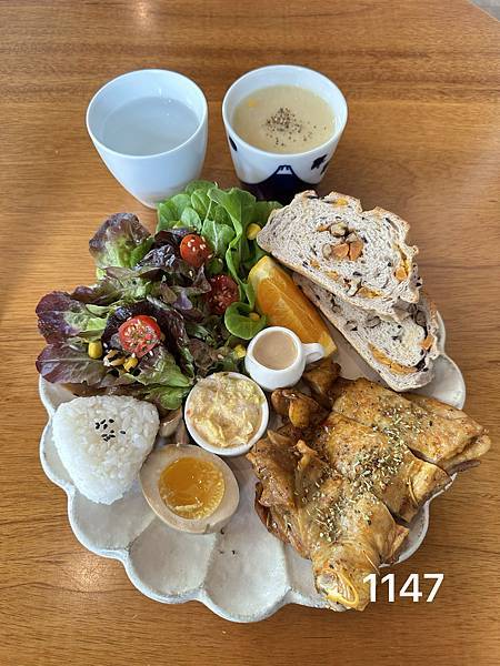 【食記】台中市西區MITAKA 3e Cafe