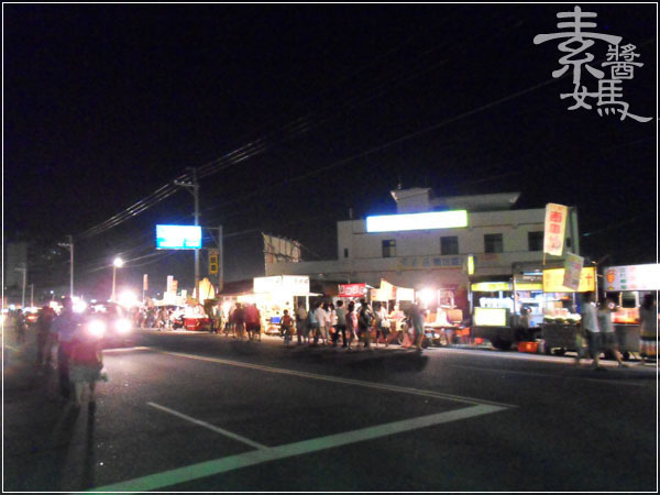 ç´ é£Ÿè¨˜ å½°åŒ–æºªæ¹– æ˜ŸæœŸå…­æºªæ¹–å¤œå¸‚ é€£ä¸‰åƒ ç´ é†¬åª½è