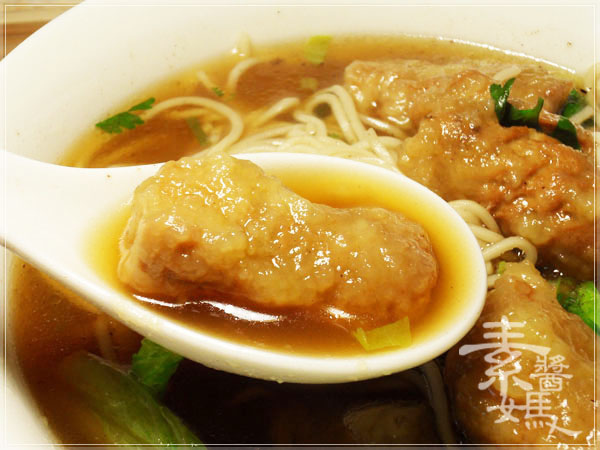 素食食譜-排骨麵25.jpg