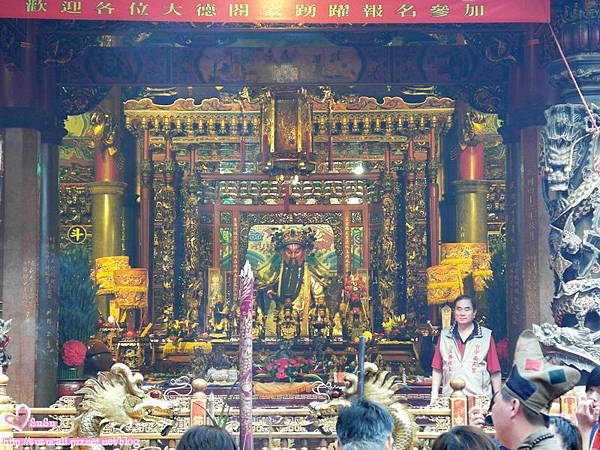 台中市南天宮2011年10月23日60週年千人恭讀 (303).jpg