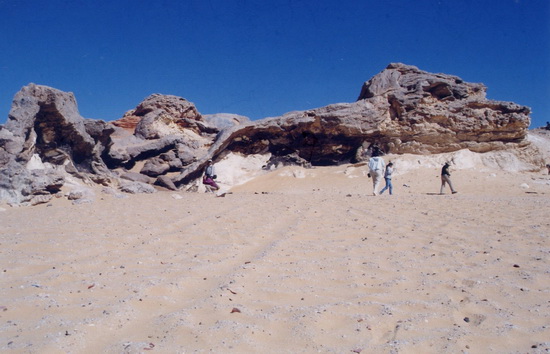 13-水晶岩沙漠