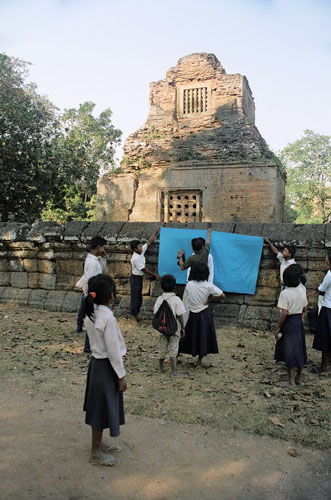 02-拍畢業照囉 （吳哥窟Angkor Wat）