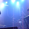 Hurts - Confide In Me & Illuminated (Live at Taipei, Taiwan May 13, 2011)[23-36-48].JPG