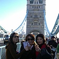 Tower Bridge耶~