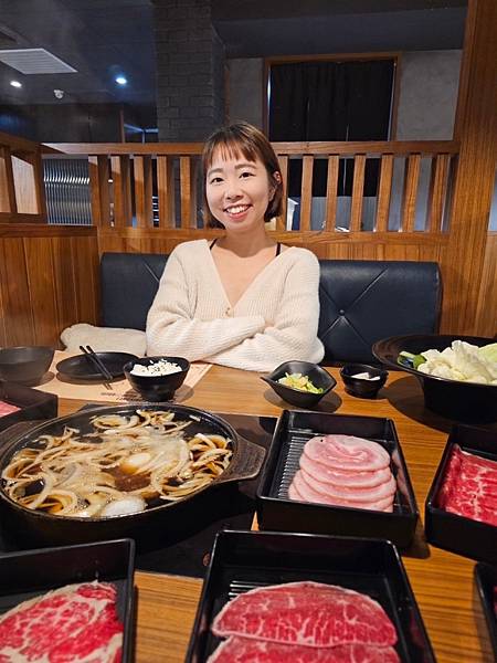 平價奢華享受!中壢一番地壽喜燒,548元起肉品無限供應,聚餐 平價奢華享受!中壢一番地壽喜燒,548元起肉品無限供應,聚餐