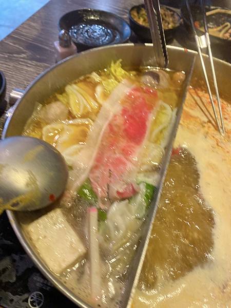 女人知己試用大隊,口碑行銷,部落客行銷,海陸雙人套餐,中壢火鍋推薦,中壢聚餐,中原火鍋推薦,中壢和牛,源自蘆洲正官,中壢火鍋,桃園火鍋,中壢鍋物推薦,中壢上官木桶鍋,上官木桶鍋