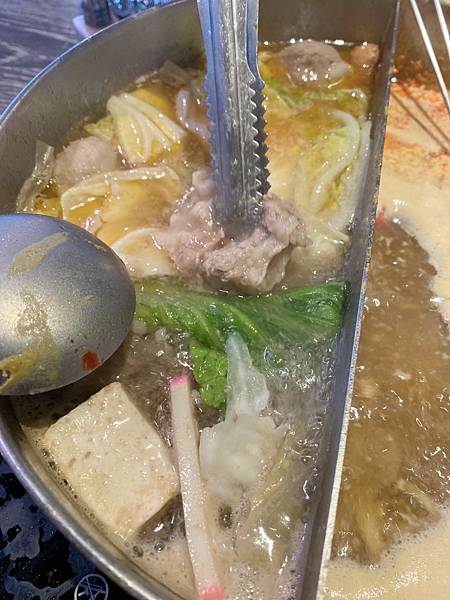 女人知己試用大隊,口碑行銷,部落客行銷,海陸雙人套餐,中壢火鍋推薦,中壢聚餐,中原火鍋推薦,中壢和牛,源自蘆洲正官,中壢火鍋,桃園火鍋,中壢鍋物推薦,中壢上官木桶鍋,上官木桶鍋