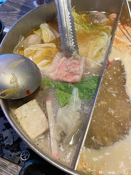 女人知己試用大隊,口碑行銷,部落客行銷,海陸雙人套餐,中壢火鍋推薦,中壢聚餐,中原火鍋推薦,中壢和牛,源自蘆洲正官,中壢火鍋,桃園火鍋,中壢鍋物推薦,中壢上官木桶鍋,上官木桶鍋