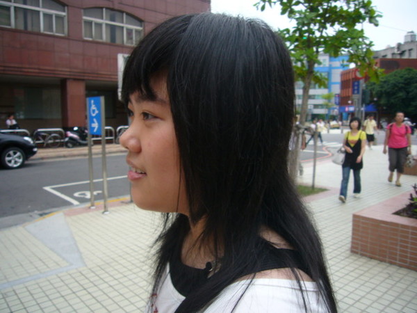 _ 欣儒*