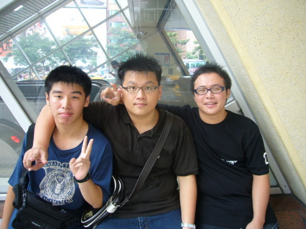 _ 彥中&宏&媽*