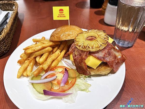 [食記] 台東 山姆漢堡 Sam's Burger 手打漢堡排