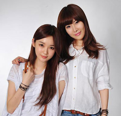 davichi-davichi-19365332-400-384.jpg