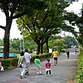 緊鄰萬坪健康公園