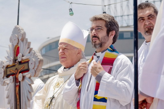 提名阿根廷奧斯卡影帝《白象：無法之城》瑞卡多達倫（Ricardo Darin）簡樸宛若教宗化身