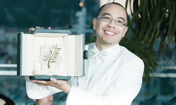 泰國導演阿比查邦韋拉斯塔古(Apichatpong Weerasethakul)曾以電影《波米叔叔的前世今生》摘下坎城金棕櫚獎 泰國導演阿比查邦韋拉斯塔古(Apichatpong Weerasethakul)曾以電影《波米叔叔的前世今生》摘下坎城金棕櫚獎