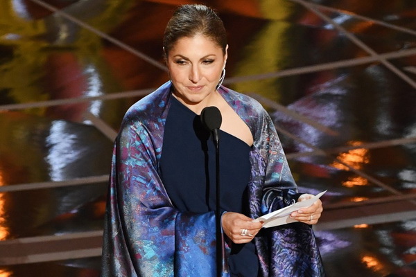 第一位伊朗裔美籍太空女遊客安薩里(Anousheh Ansari)曾以2000萬美金赴太空翱翔,成為伊朗女性偶像 第一位伊朗裔美籍太空女遊客安薩里(Anousheh Ansari)曾以2000萬美金赴太空翱翔,成為伊朗女性偶像