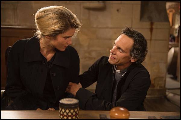 Claire Darling (6).jpeg