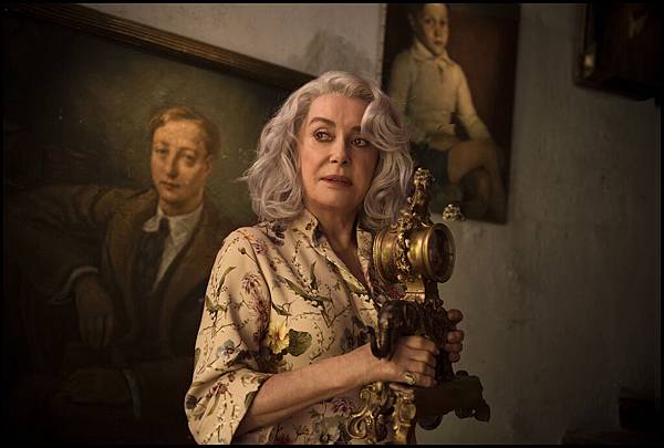 Claire Darling (4).jpg