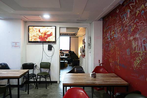 Kimchee Guesthouse Busan (4).JPG