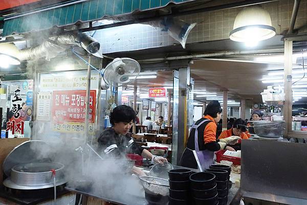 2019春韓國釜山Day3浦項豬肉湯飯 (5).jpg