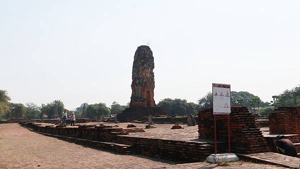 3羅卡雅蘇塔寺 (3).JPG