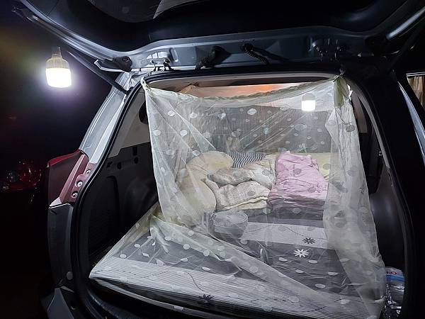 單人加大床墊2.jpg 單人加大床墊2.jpg