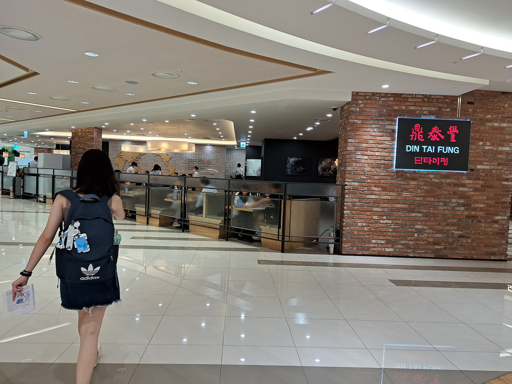 Zoolung Zoolung (4).jpg Zoolung Zoolung (4).jpg