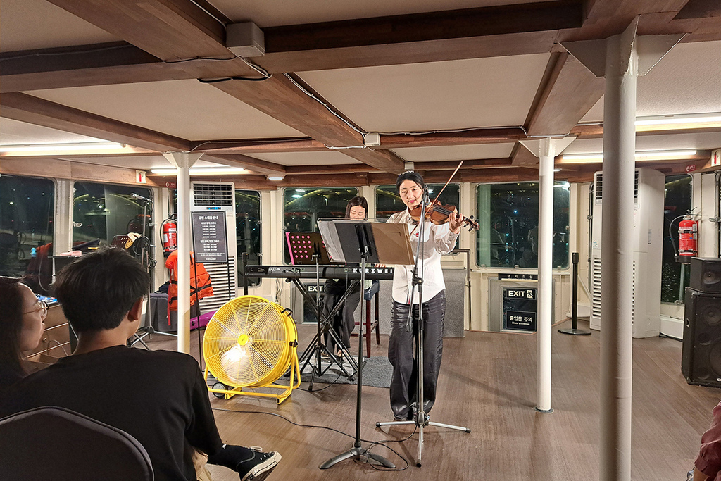 1120630依戀遊船月光音樂遊輪 (30).jpg 1120630依戀遊船月光音樂遊輪 (30).jpg