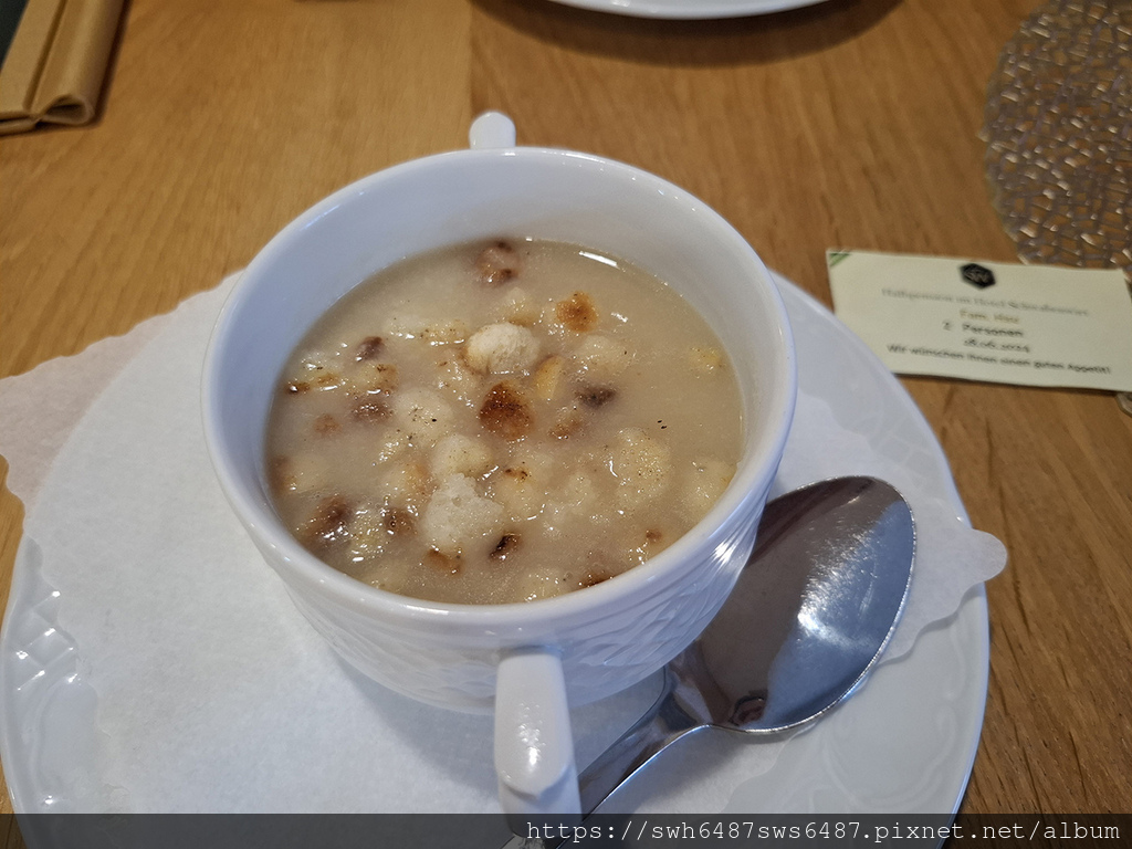 Hotel Schwabenwirt (12).jpg