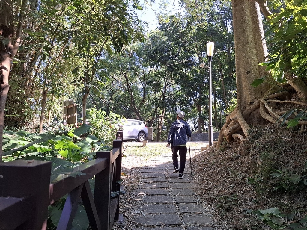 1131207蘭潭後山步道嘉大段 (15).jpg