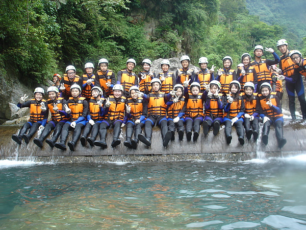 花蓮溯溪砂婆礑20100811永豪旅遊-82.JPG