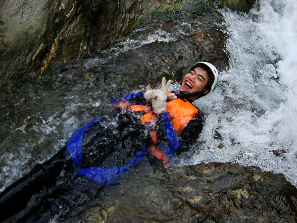 花蓮溯溪砂婆礑20100805永豪旅遊-132.JPG