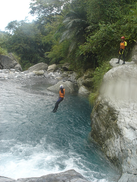 永豪旅遊20100922花蓮溯溪-121.JPG