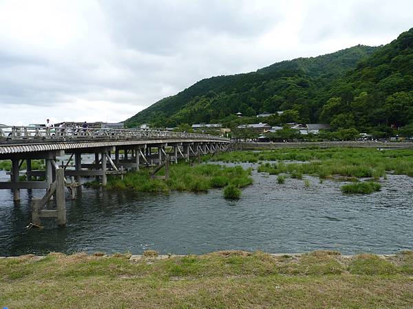 白天的嵐山渡月橋