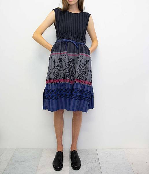 Me_Issey_Miyake_Flower_Jacquard_Dress0G4A5338.jpg