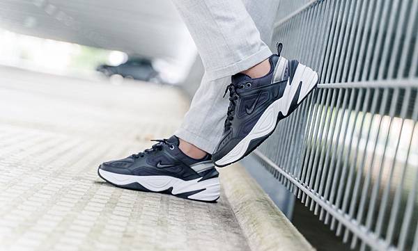 nike-wmns-m2k-tekno-black-white-bq3378-002-mood-1.jpg