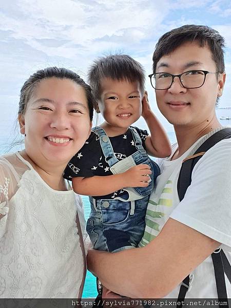 595702.jpg 595702.jpg