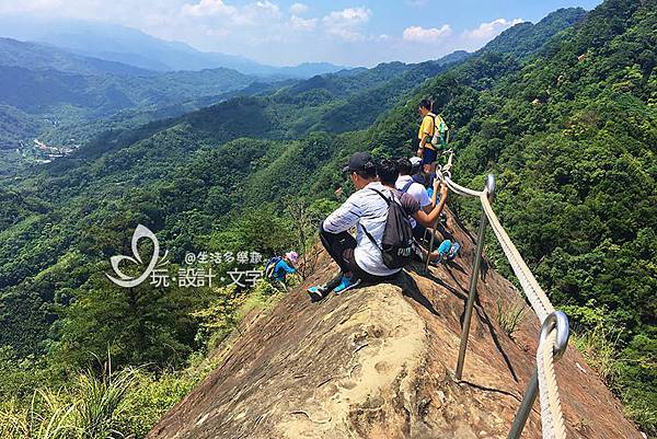 手腳並用.挑戰心臟極限的五寮尖