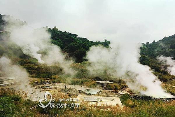 硫磺谷看湧泉噴煙