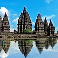 Candi-Prambanan.jpg