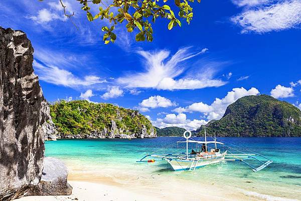 complete-guide-phillipines-PALAWAN-960x640.jpg