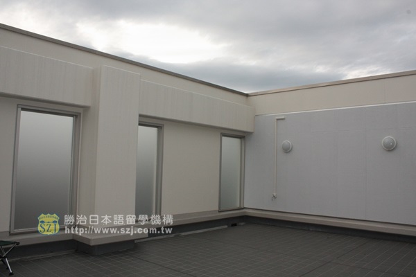 12.專門學校 亞非語學院--3F陽台.jpg