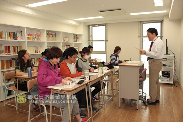 25.專門學校 亞非語學院--上課情況1.jpg