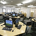 32.ECC COMPUTER專門學校--3D CG 實習室內部.jpg