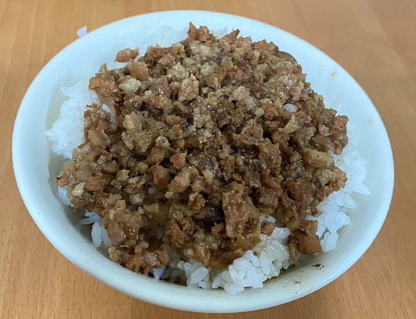 桃園八德漢口街魷魚羹滷肉飯